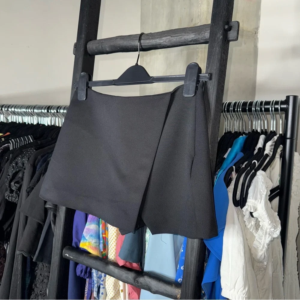Zara Black Asymmetrical Micro Mini Skort - Picture 3 of 15